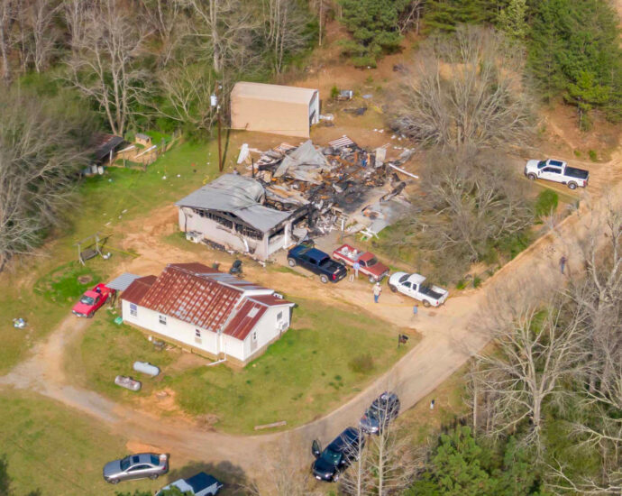 federal-regulators-waited-7-months-to-investigate-a-deadly-home-explosion-above-a-gassy-coal-mine.-residents-want-action