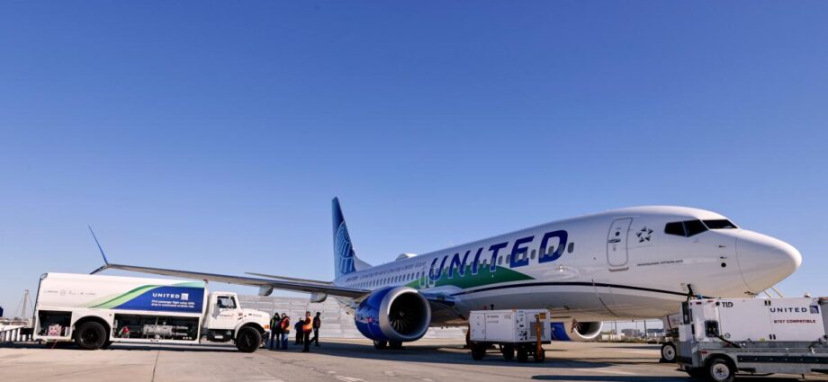 airlines-team-up-with-california-to-boost-adoption-of-lower-carbon-jet-fuel