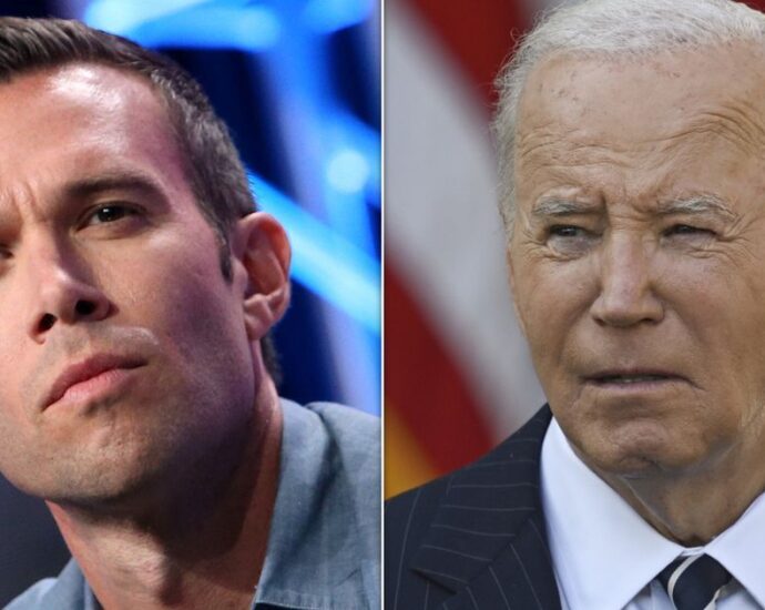 ‘pod-save-america’-host-calls-biden’s-choice-to-run-again-‘catastrophic’