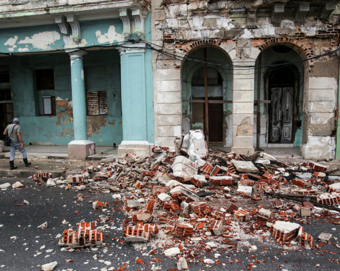 6.8-magnitude-earthquake-shakes-cuba-after-hurricanes-and-blackouts