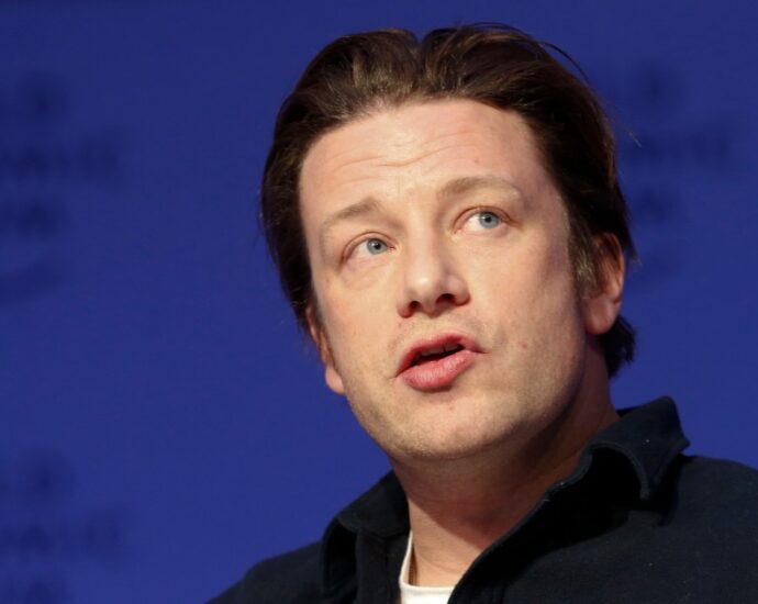 jamie-oliver-pulls-children’s-book-after-outcry-from-indigenous-australians