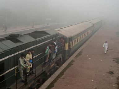 un-warns-that-toxic-smog-in-pakistan’s-punjab-province-is-endangering-children