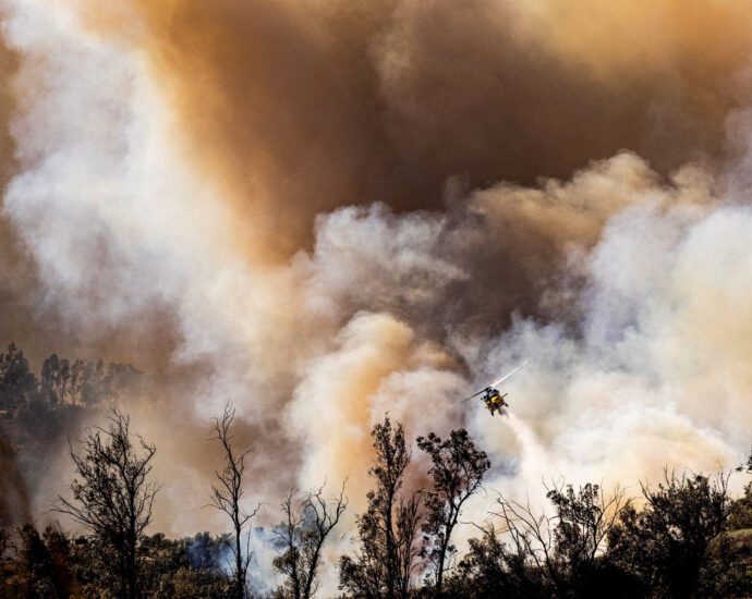 fires-trigger-red-flag-warnings-in-northeast-as-crews-continue-to-battle-california-blaze