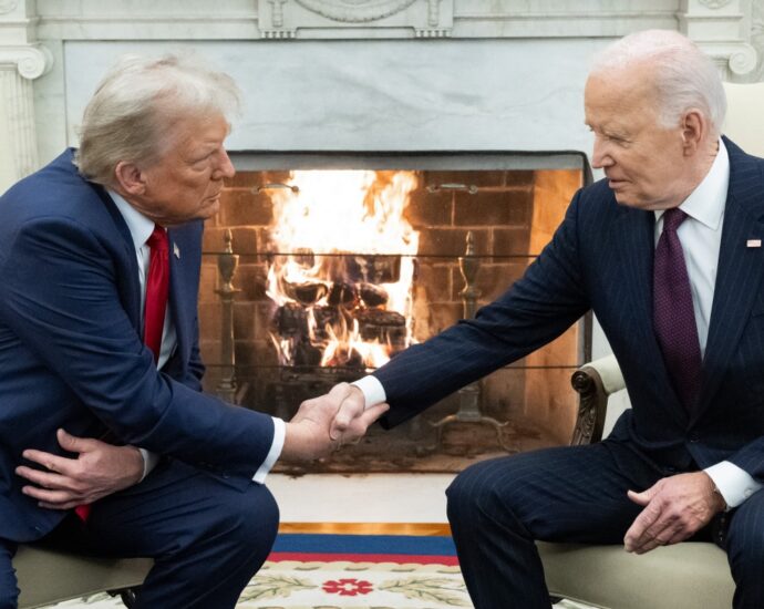 the-traitor-met-biden-in-the-oval-office-today.-it’s-a-tradition-the-traitor-skipped-in-2020