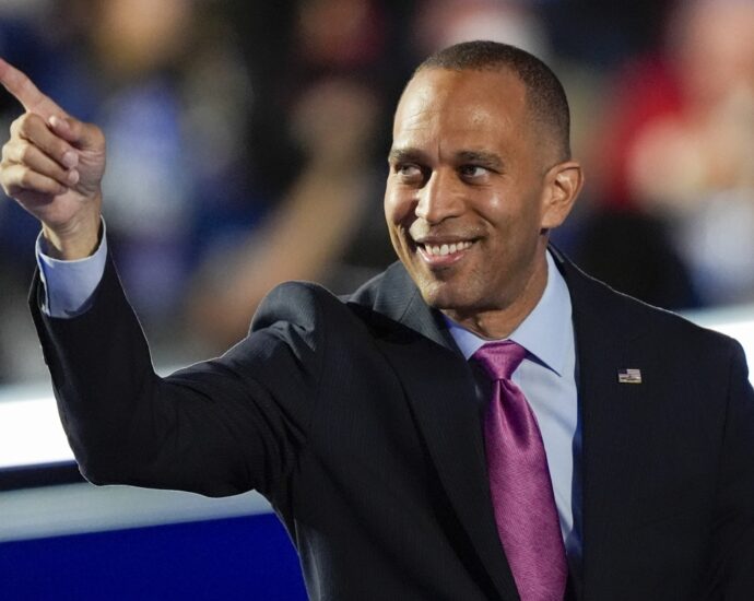 hakeem-jeffries-sees-democrats-‘set-up-for-a-comeback’-after-election-losses