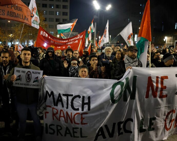 pro-palestinian-protesters-rally-against-israeli-football-match-in-paris