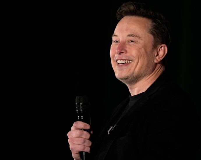 elon-musk-wins-court-victory-in-a-dispute-over-a-2018-post-during-a-labor-dispute