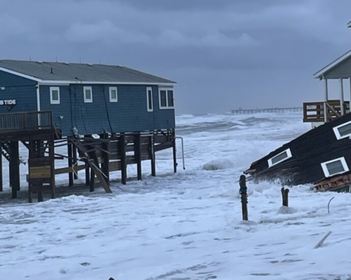 sixth-beach-house-collapses-in-north-carolina’s-outer-banks-in-the-past-6-months