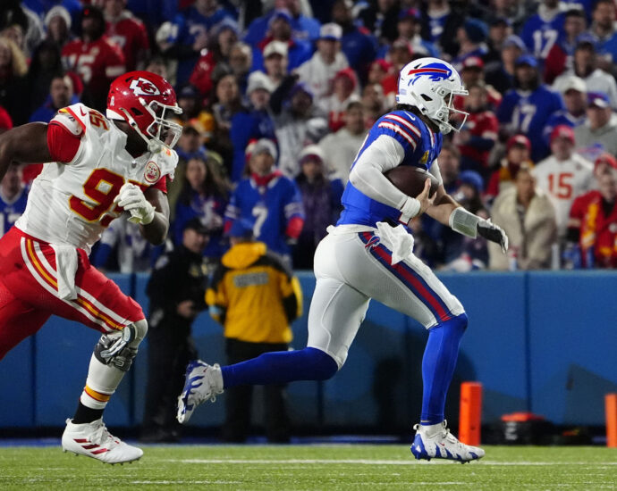 the-bills-ended-the-chiefs’-undefeated-season,-but-now-they-need-to-beat-them-in-the-playoffs