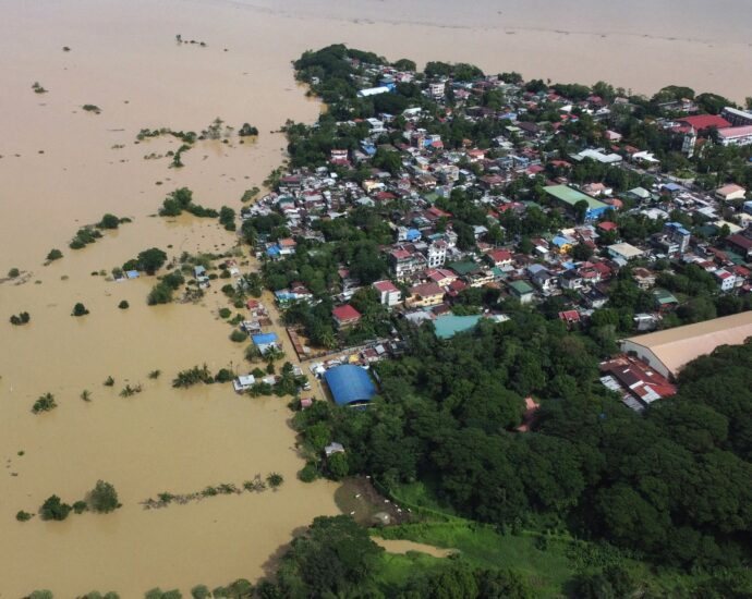 philippines-cleans-up-as-super-typhoon-man-yi-leaves-deadly-trail