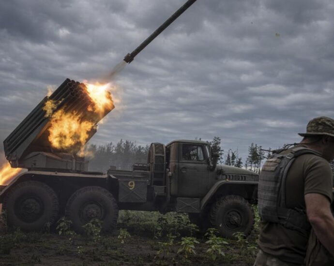 will-biden’s-approval-of-ukraine-using-us.-long-range-missiles-to-strike-russia-matter?