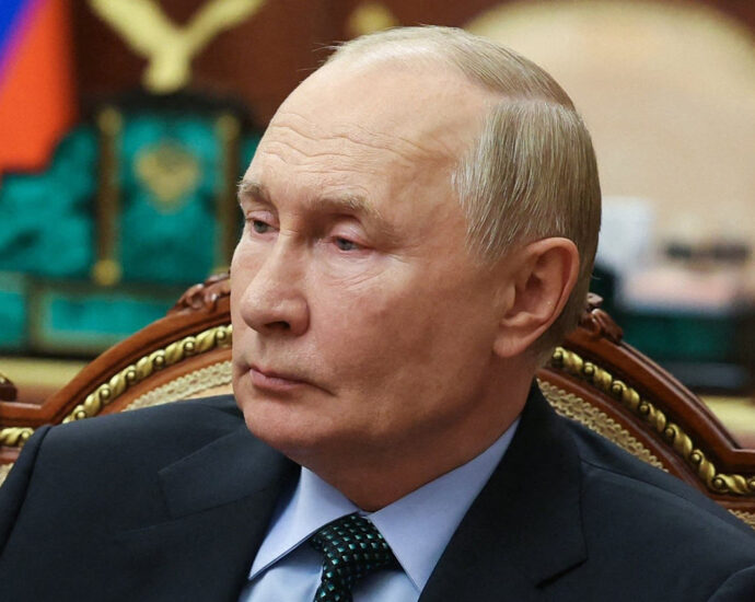 putin-formally-lowers-threshold-for-russia’s-use-of-nuclear-weapons