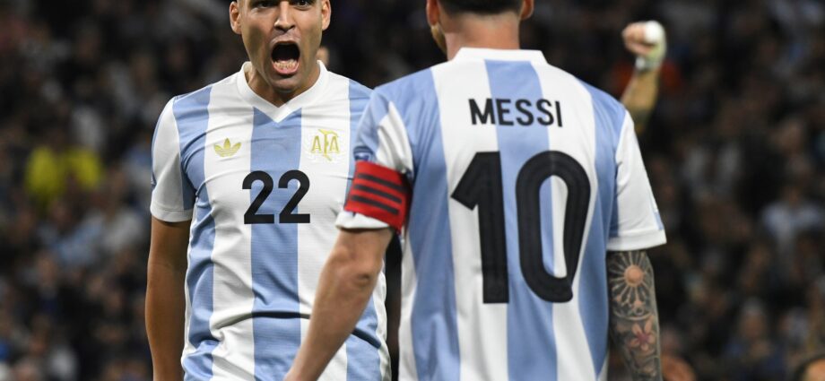 argentina-close-on-world-cup-as-messi-helps-martinez-level-up-with-maradona