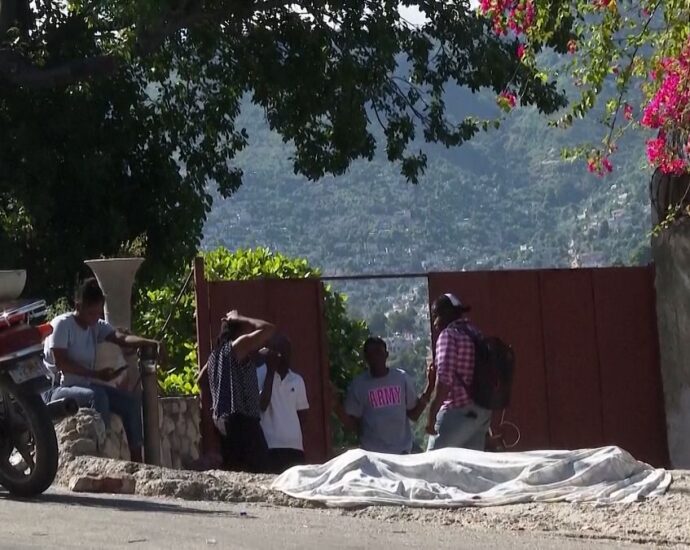 no-comment:-bodies-lie-on-the-street-after-upscale-haiti-neighborhood-targeted-in-gang-attacks