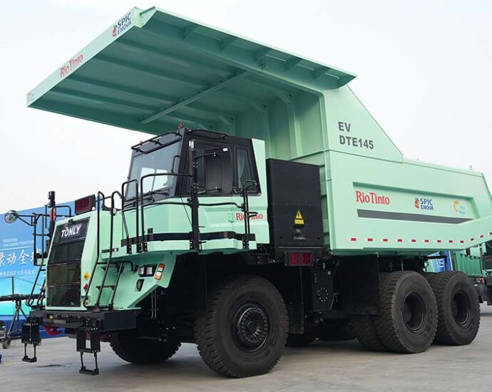 rio-tinto-and-china’s-spic-partner-to-test-electric-mining-trucks-with-battery-swapping