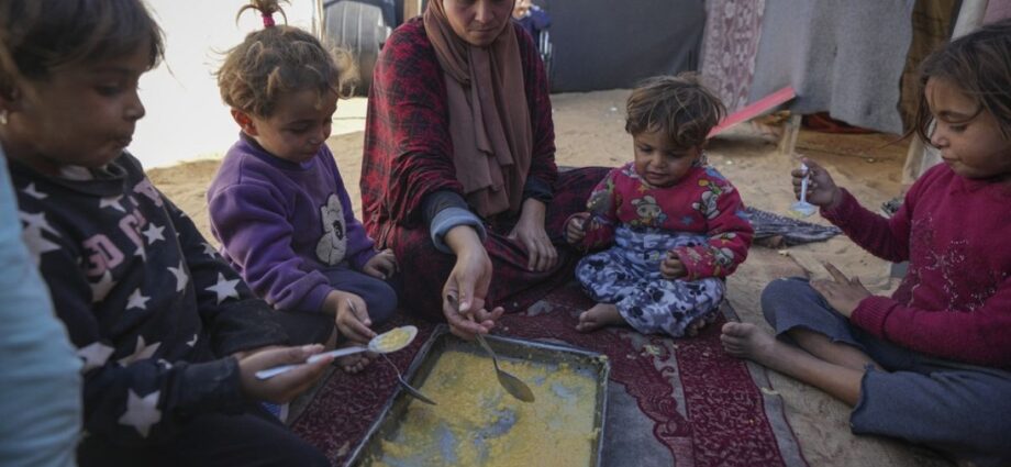 one-meal-a-day:-un-warns-of-‘severe-hunger’-in-gaza