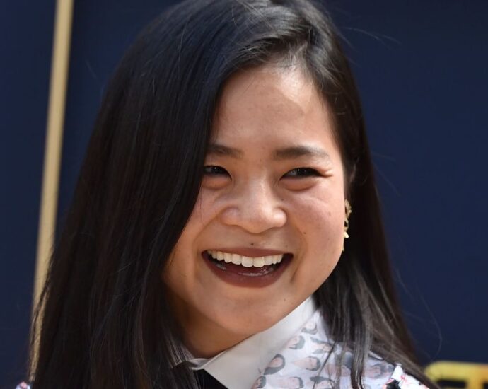 actor-kelly-marie-tran-comes-out-as-queer:-‘i’ve-never-truly-felt-this-accepted-before’