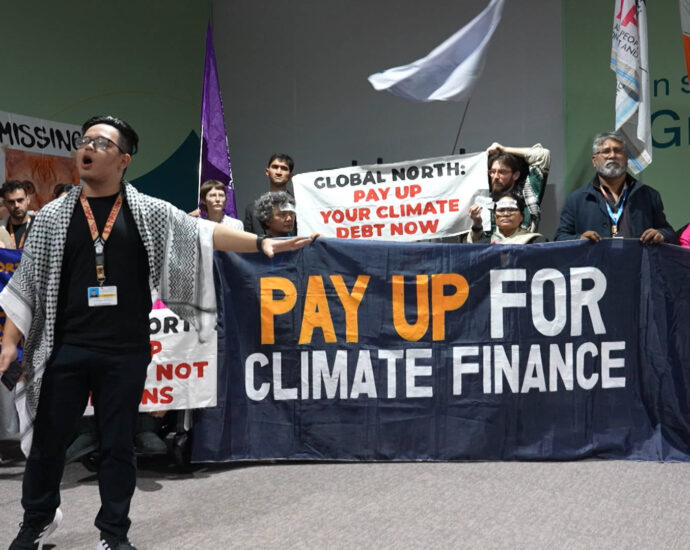 “trillions,-not-billions”:-climate-activists-protest-as-cop29-closes-in-on-a-“bad-deal”