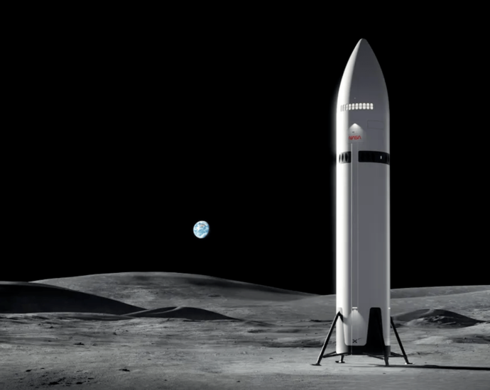 New concept art shows how SpaceX’s Starship will transport Artemis III astronauts to the moon