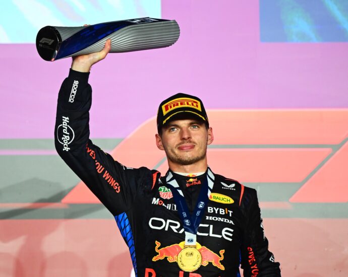 verstappen-wins-qatar-grand-prix-after-mclaren-fail-to-secure-team-title