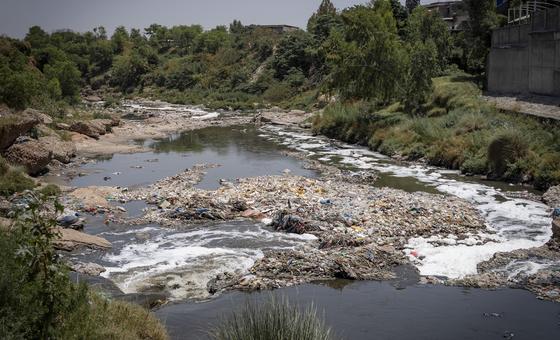 plastic-pollution-treaty-negotiations-adjourn-in-busan,-to-resume-next-year