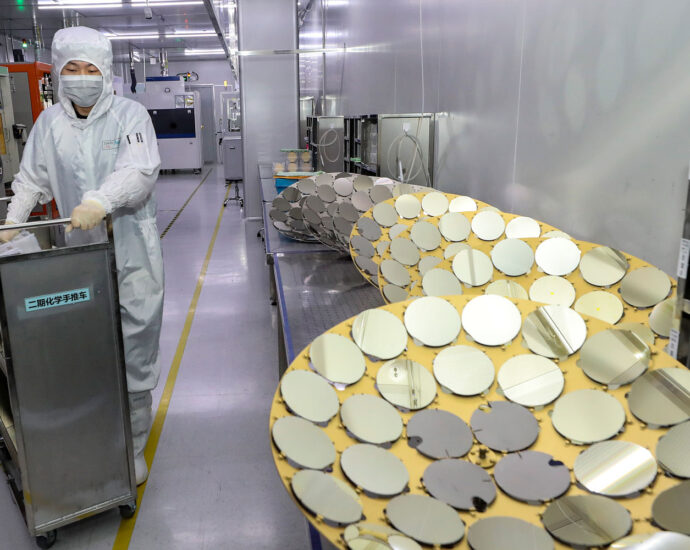 us.-announces-new-export-controls-on-china’s-chip-industry