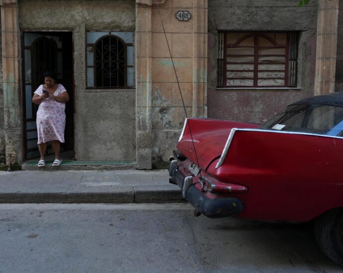 cuba-restores-power-grid-but-planned-outages-to-resume-amid-energy-crisis