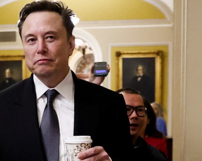 DOGE’s Musk, Ramaswamy want Congress to pass huge spending cuts. That’s a tough sell