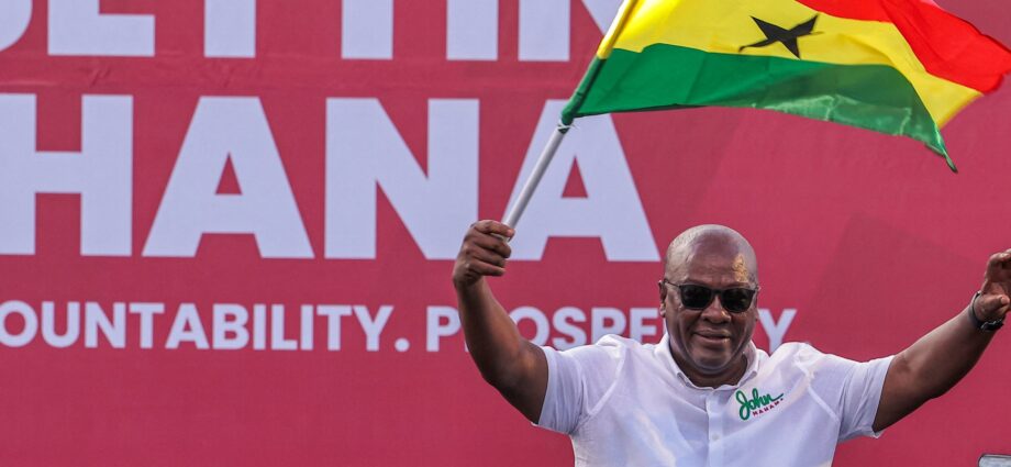 ghana’s-former-president-john-mahama-wins-election