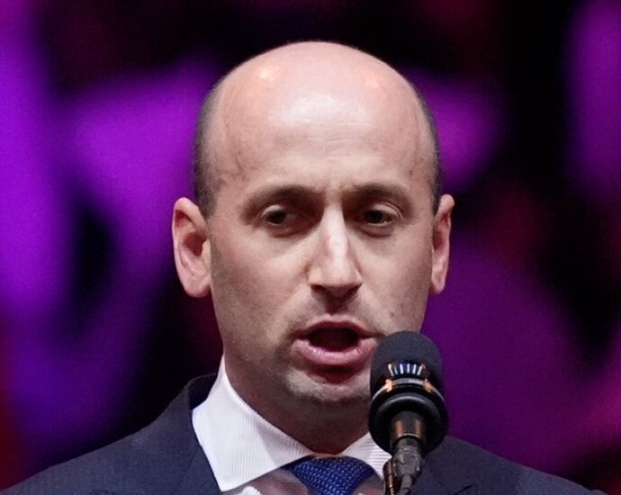 stephen-miller-stresses-the-traitor-will-enact-‘mass-deportation’-policies-on-day-one