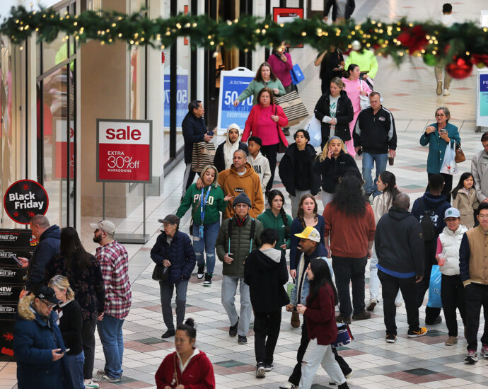 holiday-shopping-returns-have-a-high-environmental-cost.-here’s-how-consumers-can-help