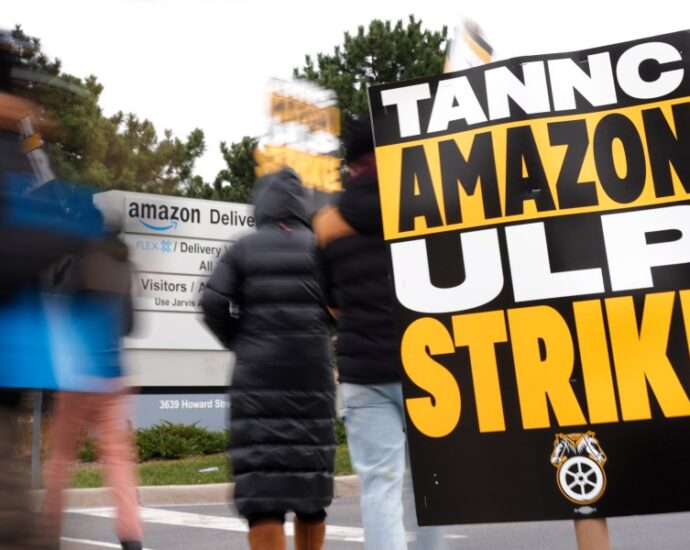 amazon-workers-strike-at-multiple-facilities-as-teamsters-seek-labor-contract