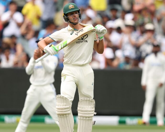 australia’s-batsmen-take-control-against-india-on-day-one-of-fourth-test