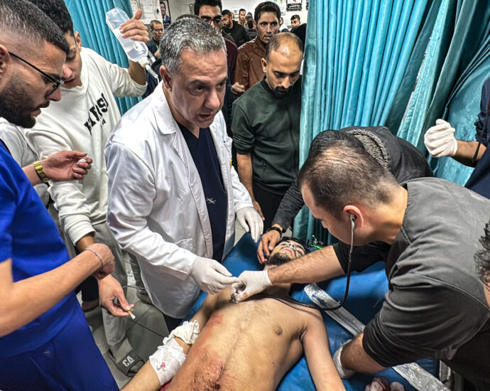 israel-faces-mounting-pressure-over-detention-of-gaza-hospital-chief-after-raid