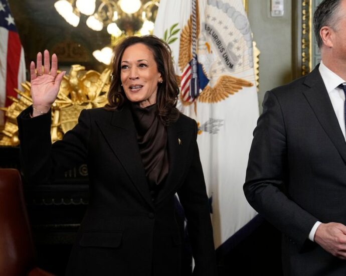 what’s-next-for-kamala-harris-and-doug-emhoff-after-the-traitor-takes-over?