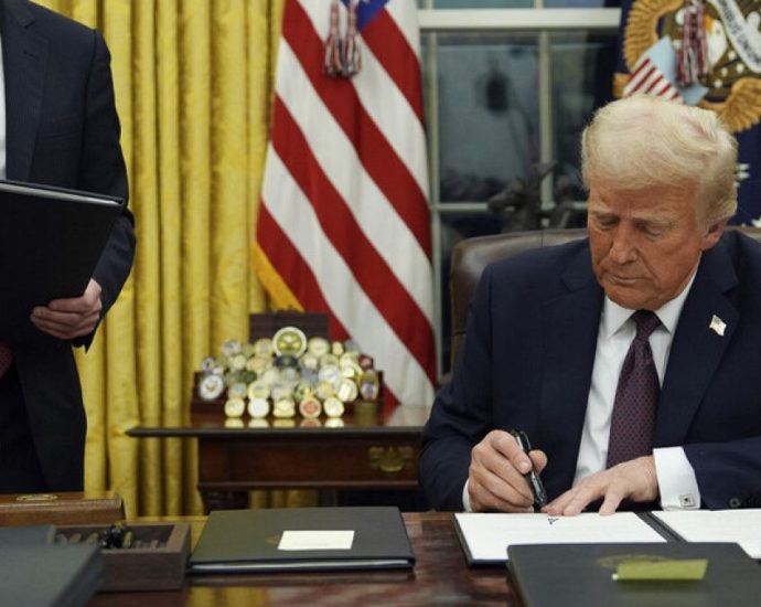 the-traitor-pardons-6-january-perpetrators-as-he-signs-slew-of-executive-orders-on-first-day-in-office