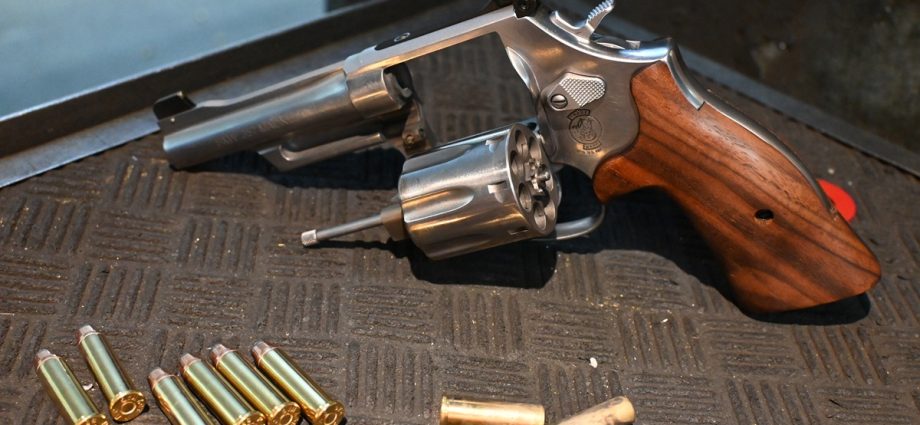 smith-&-wesson-getting-back-to-wheelgun-roots