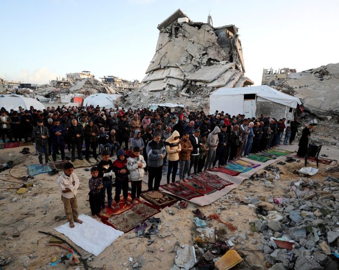 israeli-air-attacks-kill-dozens-in-gaza-as-palestinians-mark-eid-al-fitr