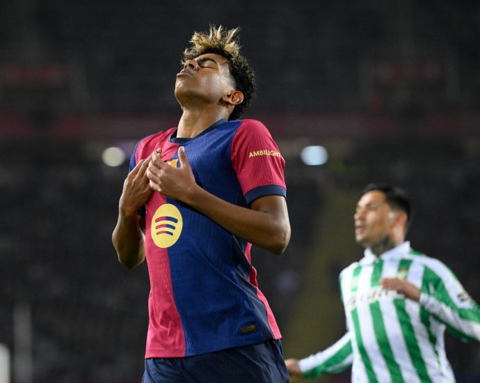 barcelona-held-by-betis,-miss-chance-to-extend-laliga-lead-over-real-madrid