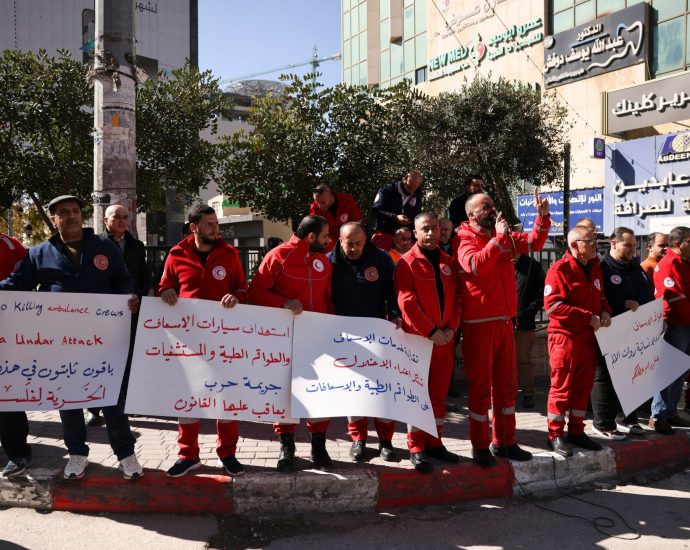 ‘unprecedented’:-video-shows-last-moments-of-gaza-medics-killed-by-israel