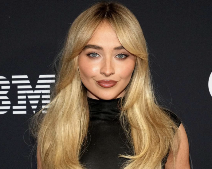 sabrina-carpenter’s-‘juno-position’-just-got-really-gay-and-you-might-not-have-expected-this-one