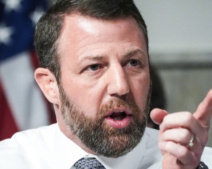 Republican senator floats using violence against journalists who report ‘fake news’