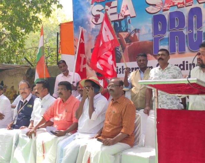 ‘won’t-let-it-happen’:-indian-fishers-fight-offshore-critical-minerals-hunt