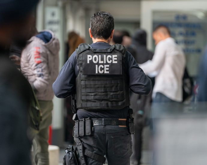 “prime-with-human-beings”:-ice-director-looks-to-amazon-as-model-for-mass-deportations