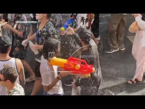 myanmar-and-thailand-celebrate-water-festival
