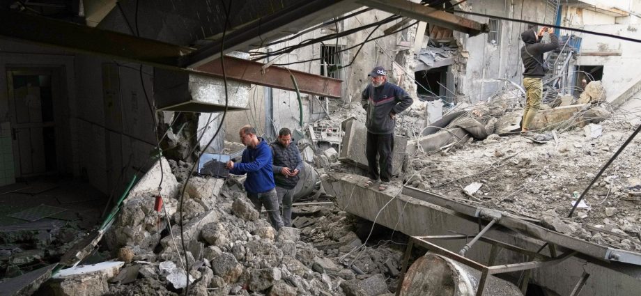 israel’s-attack-on-al-alhi-hospital-in-gaza-city-draws-global-condemnation