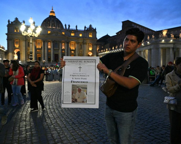 pope-francis-died-of-stroke-and-heart-failure:-vatican-doctor