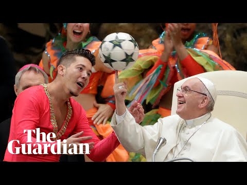 from-heartwarming-to-hilarious:-pope-francis’s-most-memorable-moments