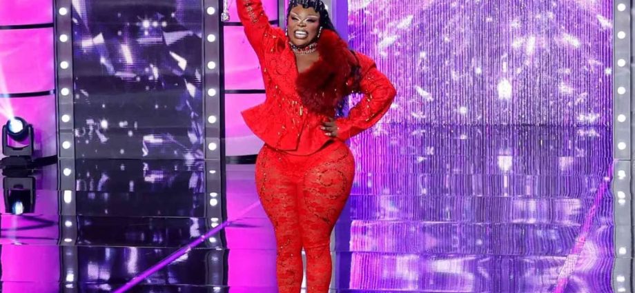 from-ohio-to-icon:-onya-nurve-talks-queer-joy,-snatch-game,-and-shaking-up-the-‘drag-race’-stage