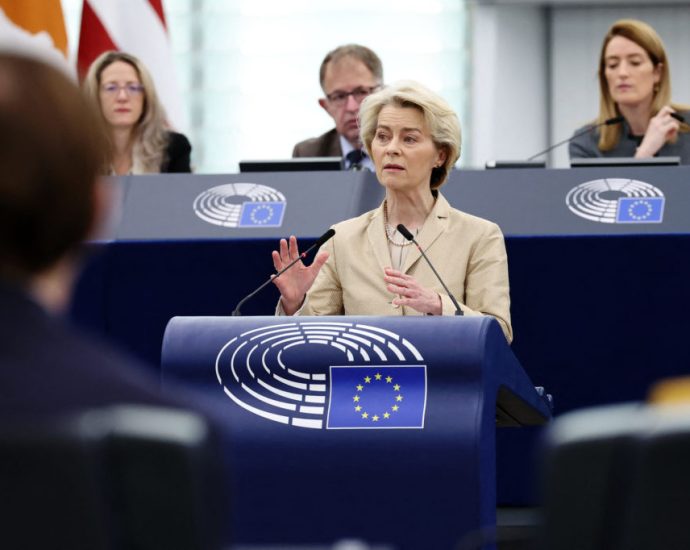 von-der-leyen:-countries-“lining-up”-with-europe-as-us-tariffs-create-global-uncertainty